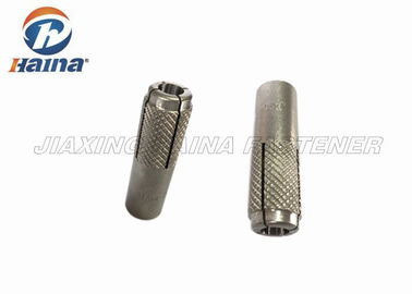 Η πεδιάδα M12 SUS304 τελειώνει το θηλυκό περασμένο κλωστή ΚΑΠ μπουλόνι αγκύρων επέκτασης
